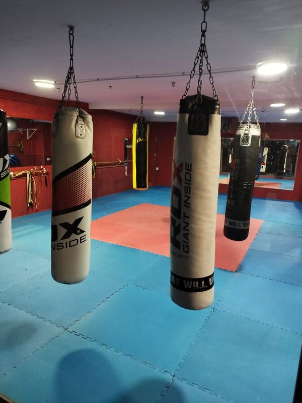 Para profesores que quieran impartir sus propias clases. Alquiler gimnasio en Valladolid